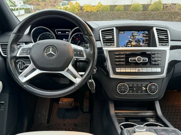 mercedes-benz-m-klasse-diesel-2012-big-7