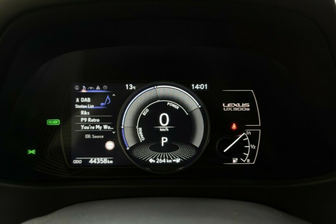 lexus-ux-elektrisitet-2022-big-10