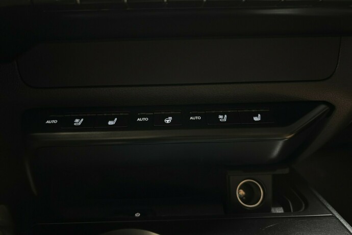 lexus-ux-elektrisitet-2022-big-17