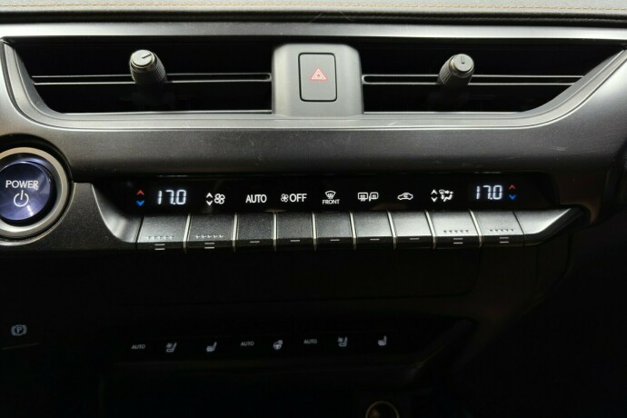 lexus-ux-elektrisitet-2022-big-18