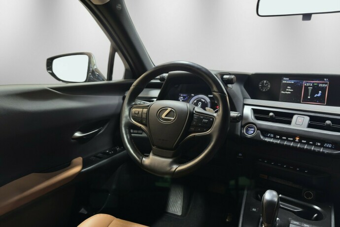 lexus-ux-elektrisitet-2022-big-6