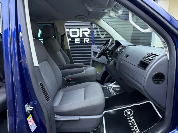 volkswagen-caravelle-diesel-2008-big-19