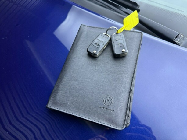 volkswagen-caravelle-diesel-2008-big-24