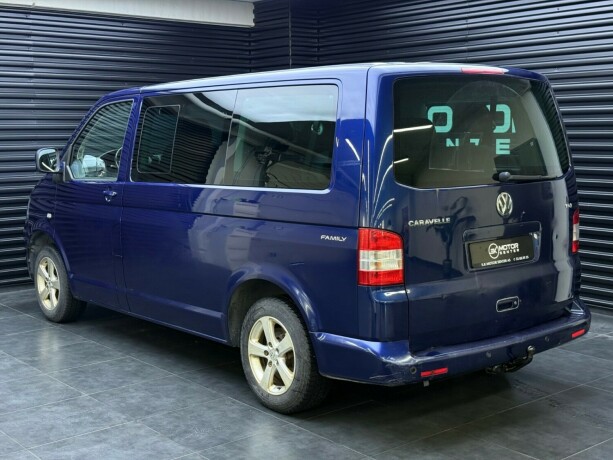 volkswagen-caravelle-diesel-2008-big-1