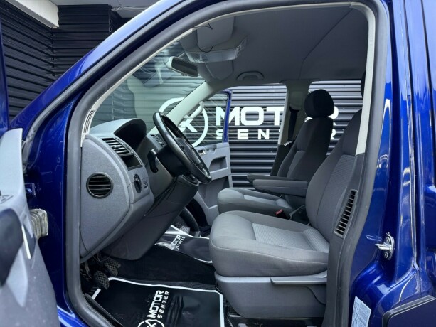 volkswagen-caravelle-diesel-2008-big-18