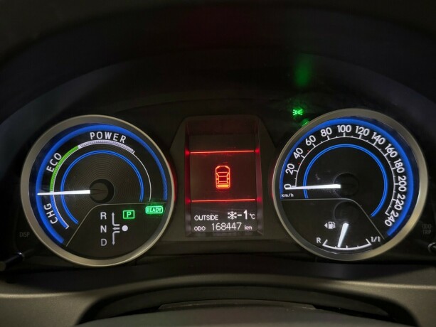 toyota-auris-bensin-2013-big-14