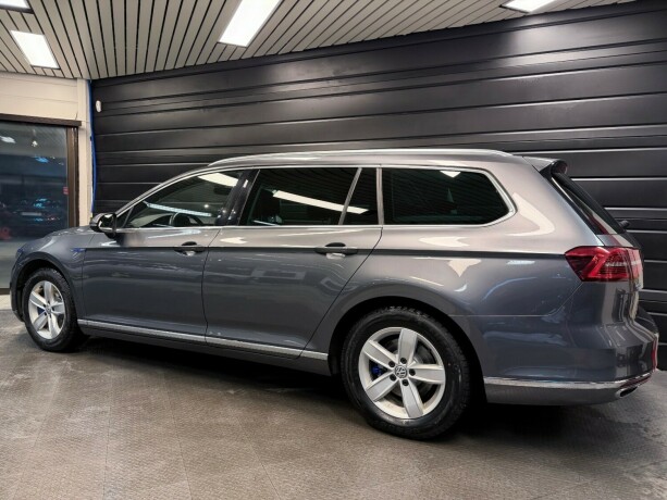 volkswagen-passat-elektrisitetbensin-2017-big-4