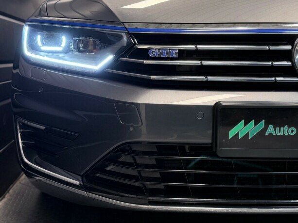 volkswagen-passat-elektrisitetbensin-2017-big-28