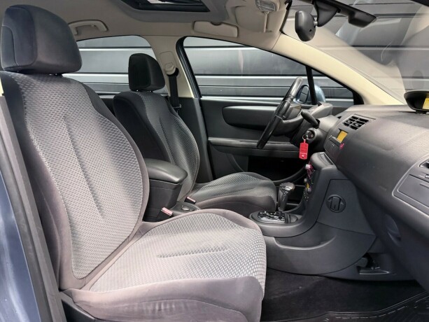 citroen-c4-bensin-2007-big-15