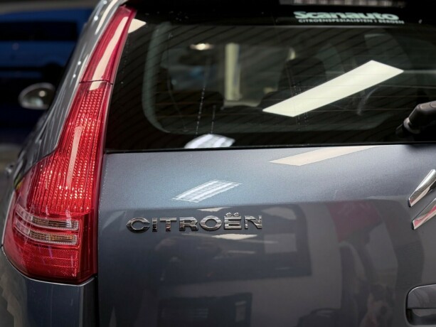 citroen-c4-bensin-2007-big-24