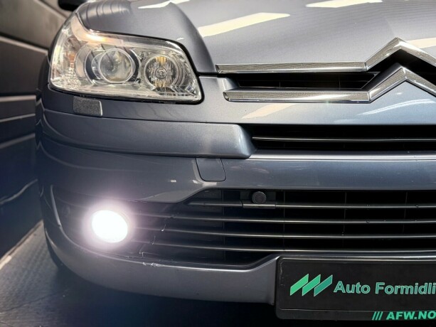 citroen-c4-bensin-2007-big-23