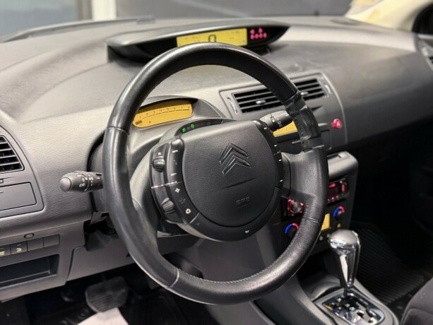 citroen-c4-bensin-2007-big-10