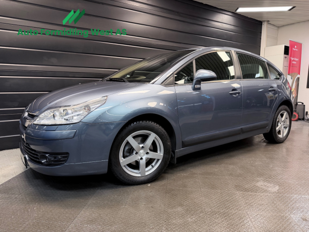 citroen-c4-bensin-2007-big-0