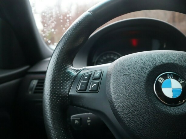 bmw-3-serie-diesel-2009-big-11