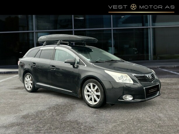 toyota-avensis-diesel-2009-big-0