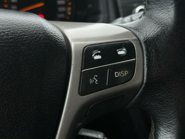 toyota-avensis-diesel-2009-big-20