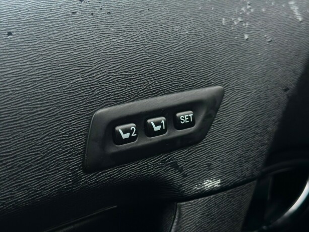 toyota-avensis-diesel-2009-big-10