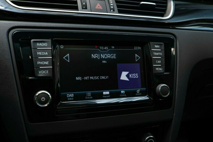 skoda-rapid-bensin-2019-big-19