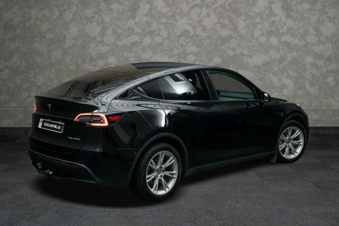 tesla-model-y-elektrisitet-2022-big-9