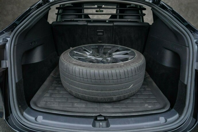 tesla-model-y-elektrisitet-2022-big-31