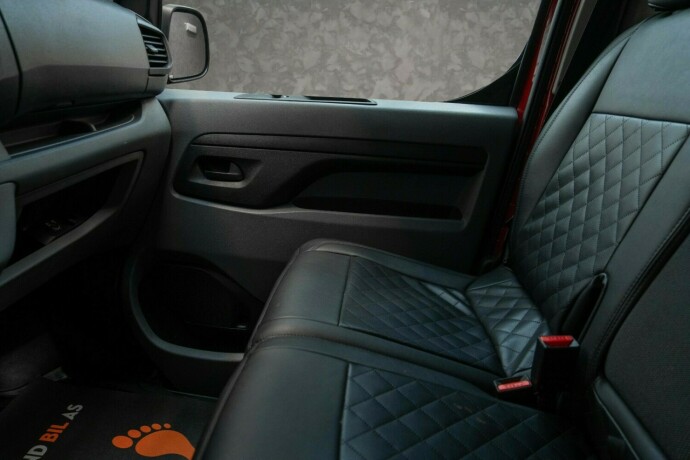 toyota-proace-diesel-2022-big-8