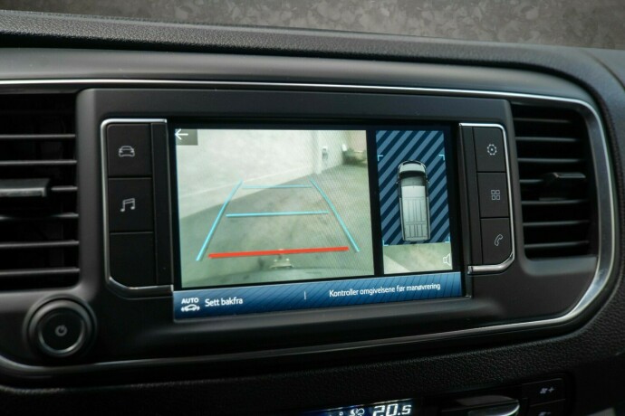 toyota-proace-diesel-2022-big-12