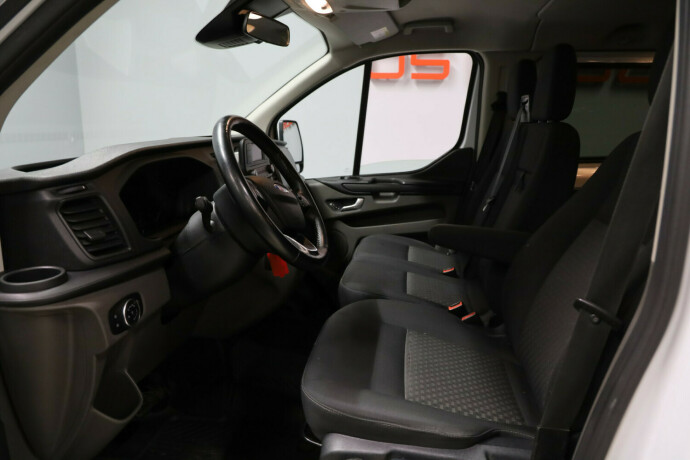 ford-transit-custom-diesel-2020-big-6