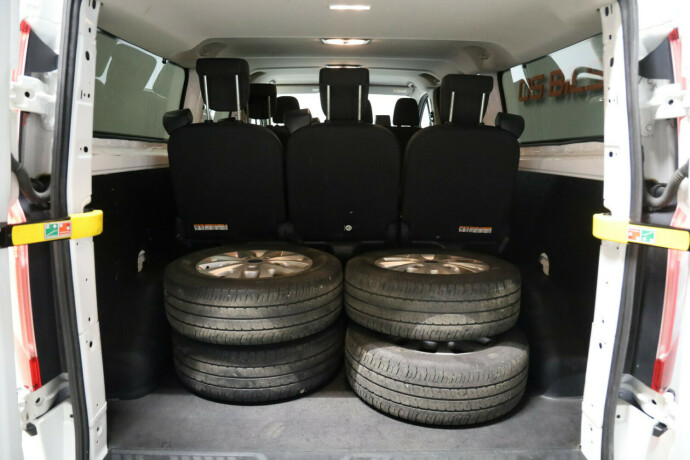 ford-transit-custom-diesel-2020-big-12