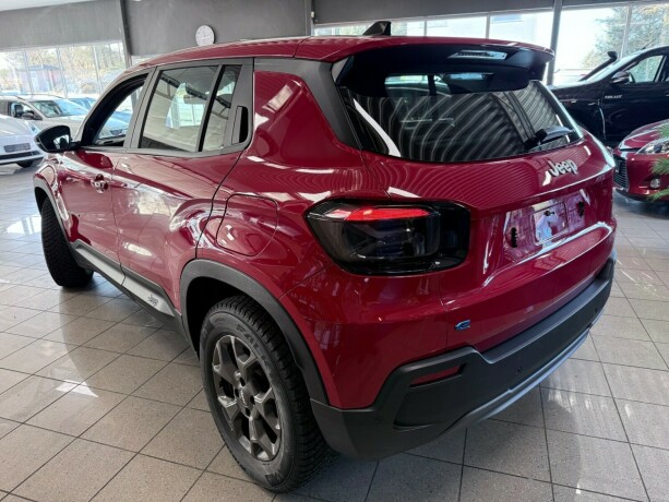 jeep-avenger-elektrisitet-2024-big-4