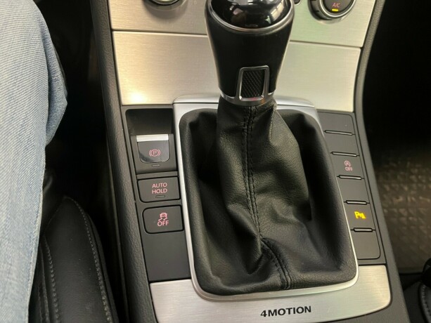 volkswagen-passat-diesel-2014-big-15