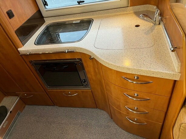 carthago-chic-i47-e-line-2-enkle-senger-senkeseng-alde-diesel-2009-big-39