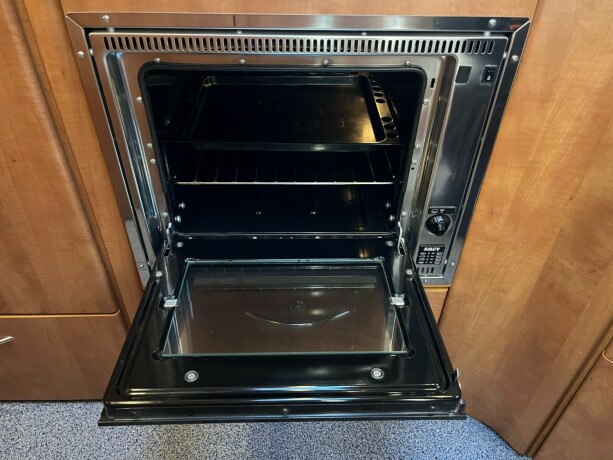 carthago-chic-i47-e-line-2-enkle-senger-senkeseng-alde-diesel-2009-big-44