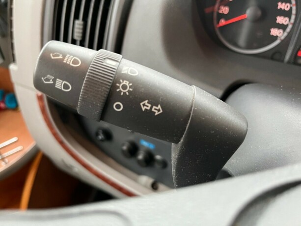 carthago-chic-i47-e-line-2-enkle-senger-senkeseng-alde-diesel-2009-big-20