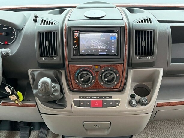 carthago-chic-i47-e-line-2-enkle-senger-senkeseng-alde-diesel-2009-big-24