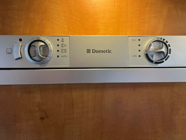 carthago-chic-i47-e-line-2-enkle-senger-senkeseng-alde-diesel-2009-big-54