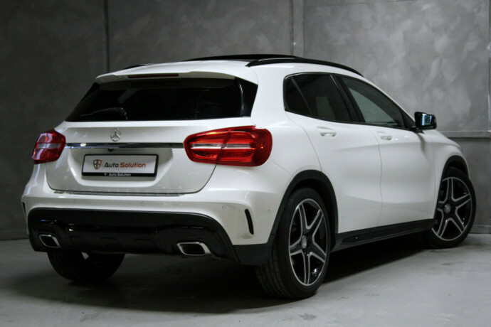 mercedes-benz-gla-bensin-2016-big-6