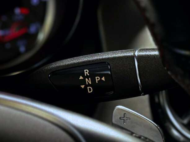 mercedes-benz-gla-bensin-2016-big-26