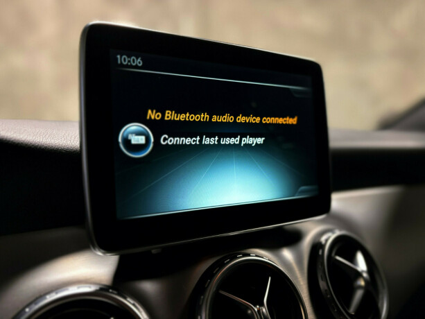 mercedes-benz-gla-bensin-2016-big-17