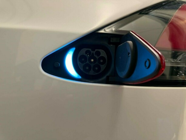 tesla-model-x-elektrisitet-2019-big-41