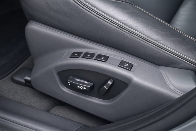 volvo-v60-elektrisitetdiesel-2017-big-18