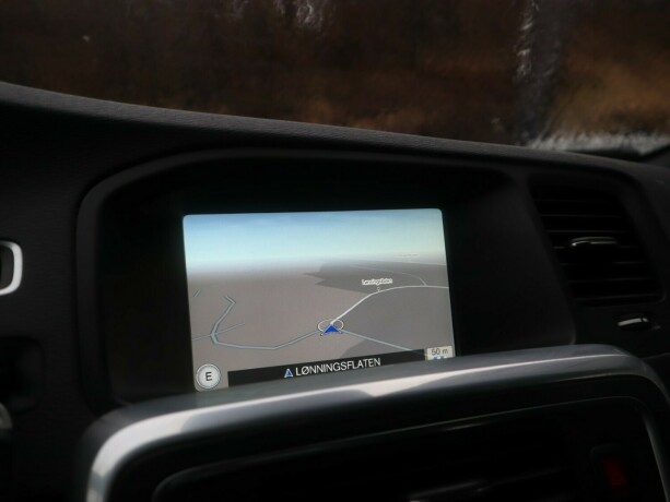 volvo-v60-elektrisitetdiesel-2017-big-26