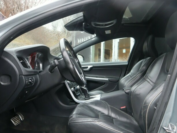 volvo-v60-elektrisitetdiesel-2017-big-6