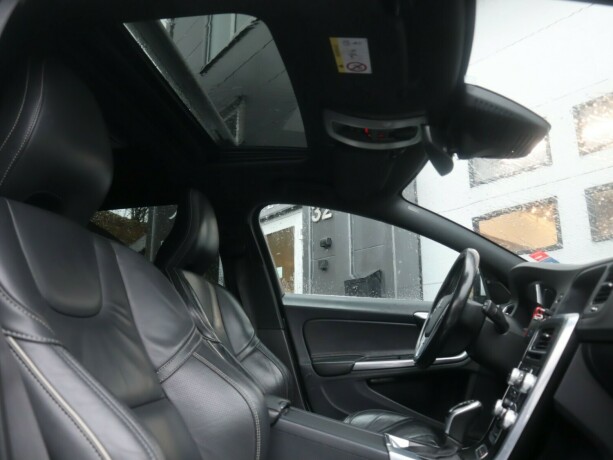 volvo-v60-elektrisitetdiesel-2017-big-17