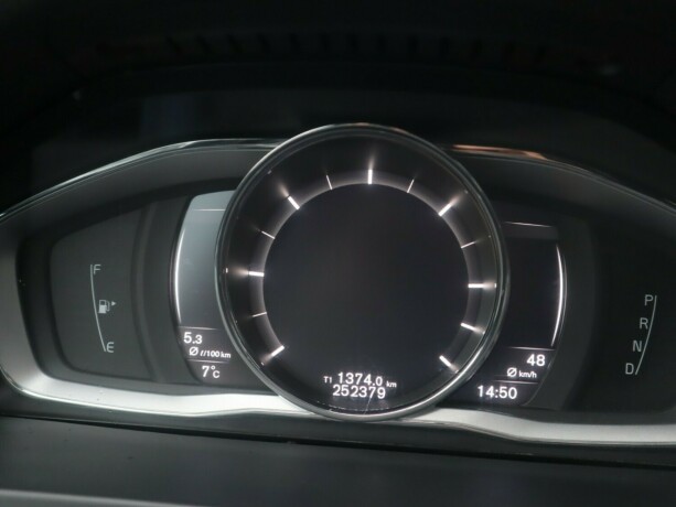 volvo-v60-elektrisitetdiesel-2017-big-31