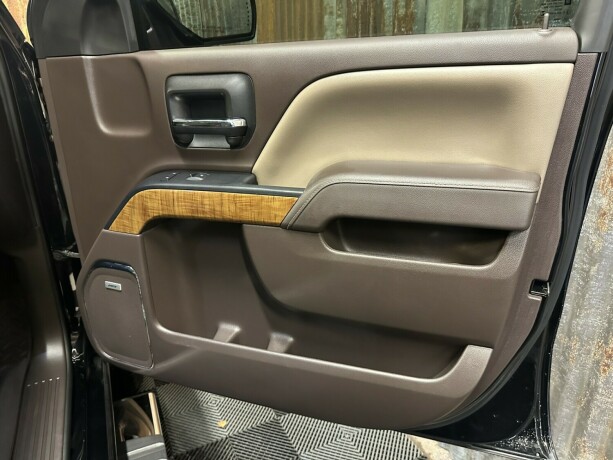 gmc-sierra-bensin-2016-big-35