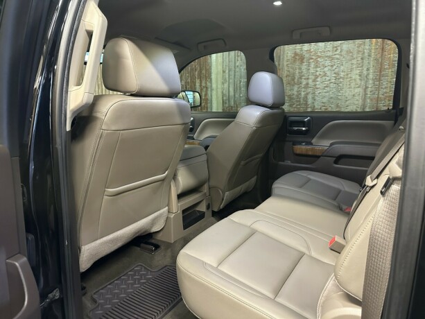 gmc-sierra-bensin-2016-big-42