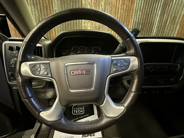 gmc-sierra-bensin-2016-big-27