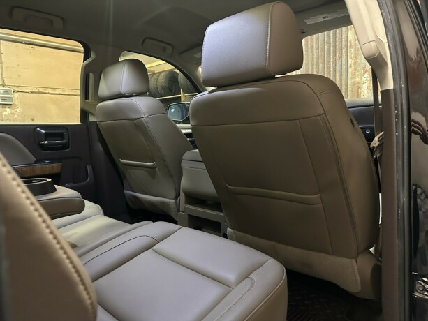 gmc-sierra-bensin-2016-big-38