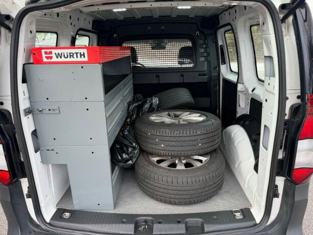 volkswagen-caddy-diesel-2021-big-14