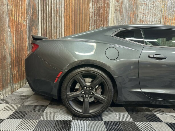 chevrolet-camaro-bensin-2016-big-4